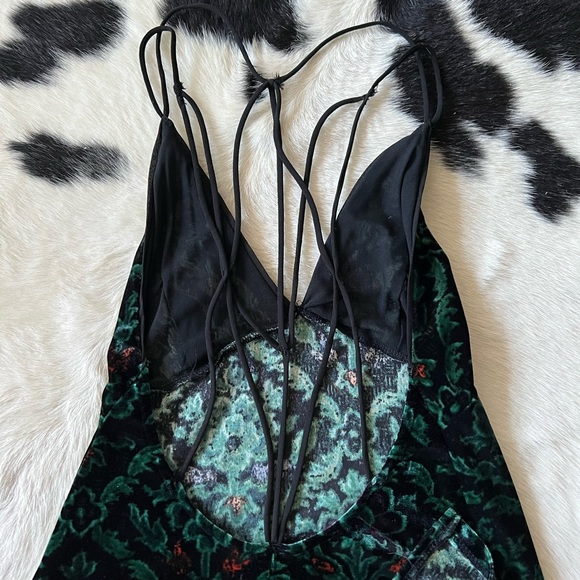 Urban Outfitters Ecote Dress - Picture 5 of 5